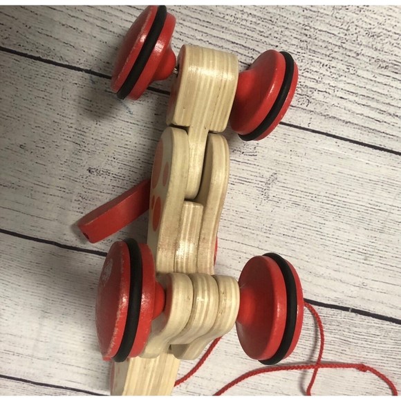 Hape Pepe Puppy Wooden Pull Along - Picture 5 of 5